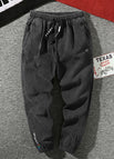 Black / M