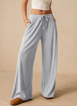 Demi-Season Fashionable Oversize Trousers: European City Style with Elastic Waist