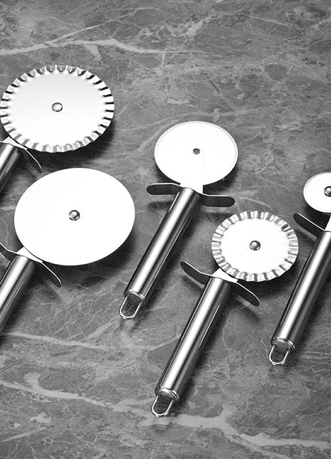Versatile Stainless Steel Pizza Cutter Wheel & Multifunction Cake Shovel Set