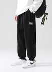 Black / M