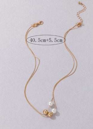 Elegant Minimalist Pearl Necklace with Metal Chain Design, Clavicle Style