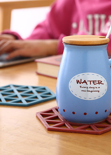 Non-Slip Hexagon Silicone Heat Resistant Mat for Teapots and Cups