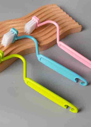 Toilet Brush with No Dead Angles, Plastic Toilet Cleaning Brush with Extended Handle, Easy-To-Use Toilet Brush Set with Base