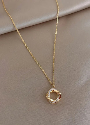 Elegant Korean Style Light Luxury Chain Necklace for Women, Simple Geometric Alloy Design