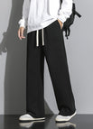 Black / M