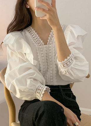 Elegant Korean-French Chic V-Neck Lace Puff Sleeve Loose Polyester Blouse Shirt