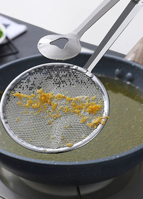 Versatile Stainless Steel Fine Mesh Frying Strainer Spoon with Integrated Clip