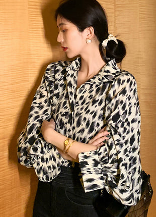 Chic Leopard Print Chiffon Blouse - Loose Fit, Lantern Sleeves, Women's Fashion Top