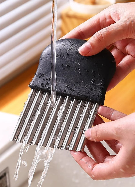 Professional Stainless Steel Wavy Knife for Commercial Kitchen Use