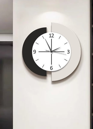 Creative living room wall clock, modern and luxurious,  Super Silent Quartz Movement, No Ticking, Artificial Wood Construction, Perfect for Living Room, Bedroom, Kitchen