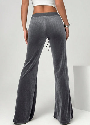 Luxurious Velvet Flared Trousers for Women - Comfortable Mid-Rise Casual Pants
