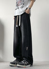 Black / M