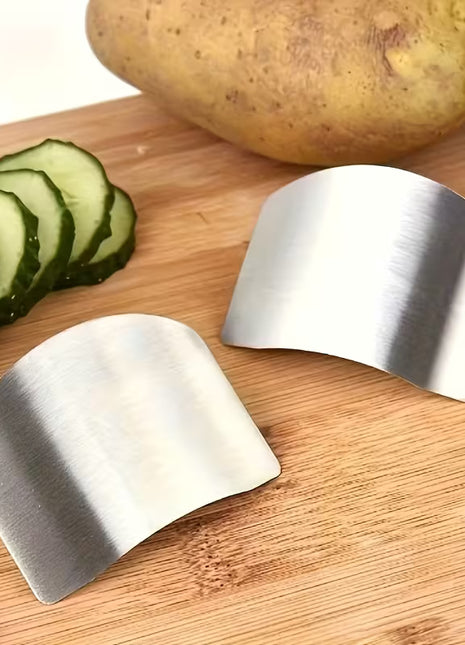 Durable Stainless Steel Kitchen Finger Guard for Safe Vegetable Slicing